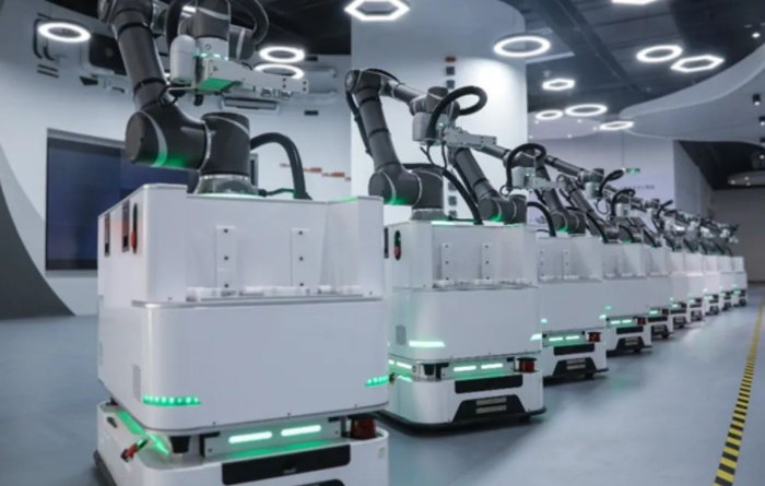 《工业应用移动机器人 复合机器人技术规范》团体标准发布，复合移动机器人的浪潮已至