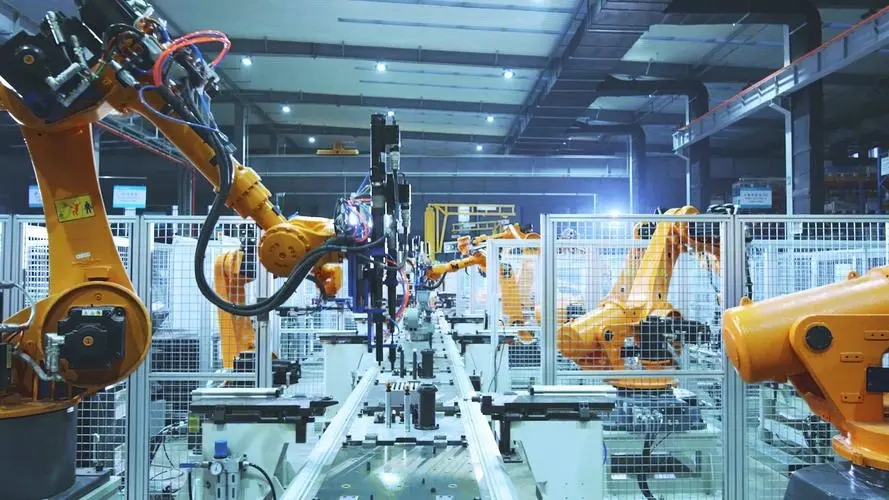 推进新技术融合应用，机器人产业发展势头强劲